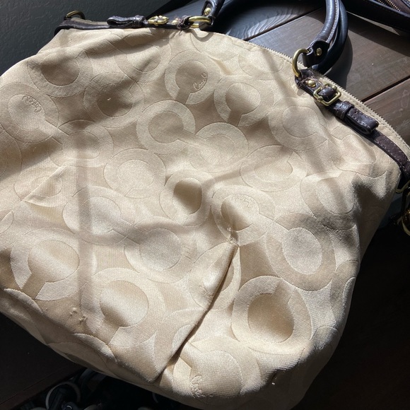 Coach Purse with matching Wallet - Picture 9 of 10